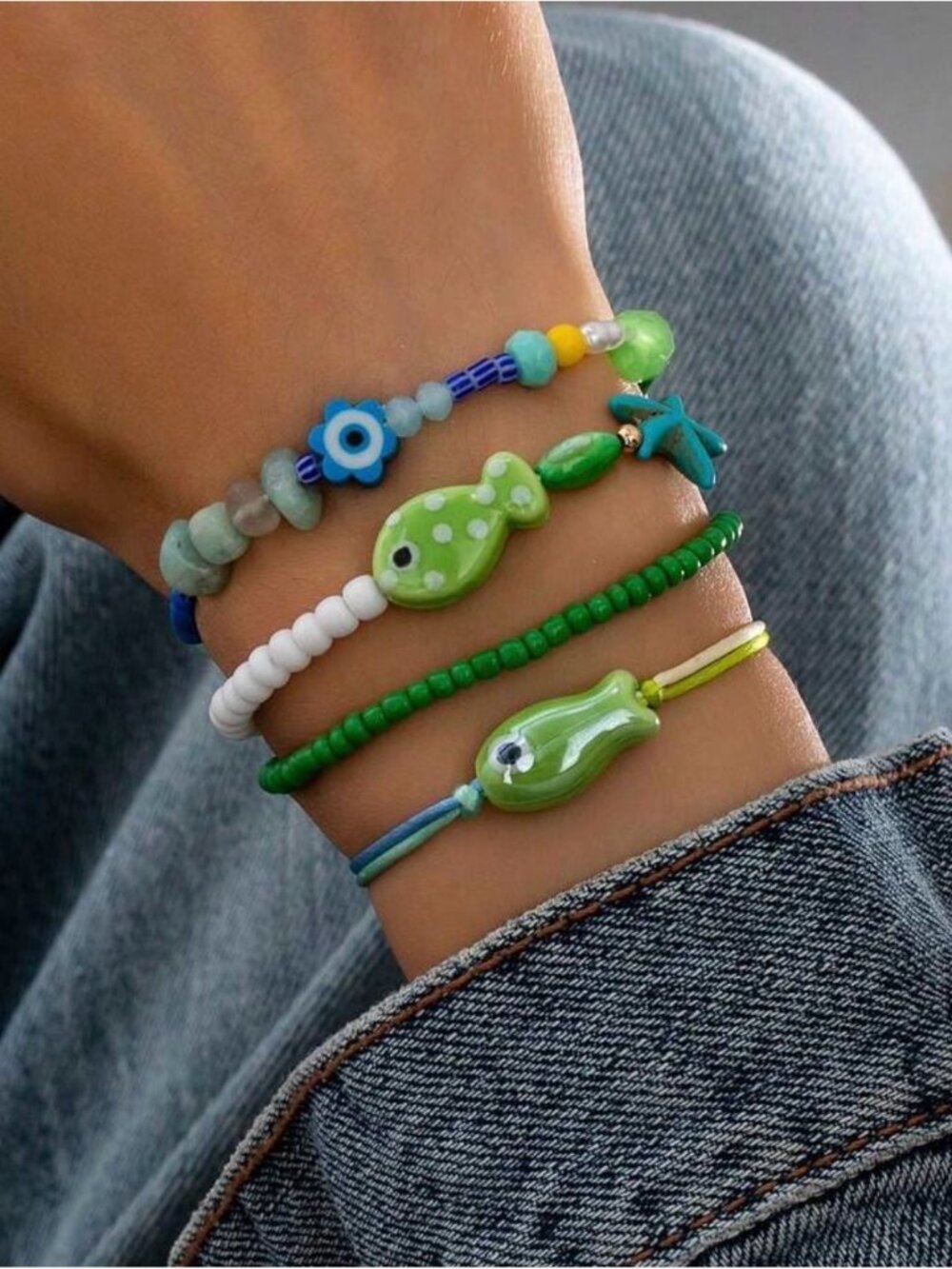 M Green and Blue Beaded Fish Charm Bracelet Set M841